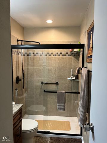 451 Mooreland Drive, Whiteland, IN 46184