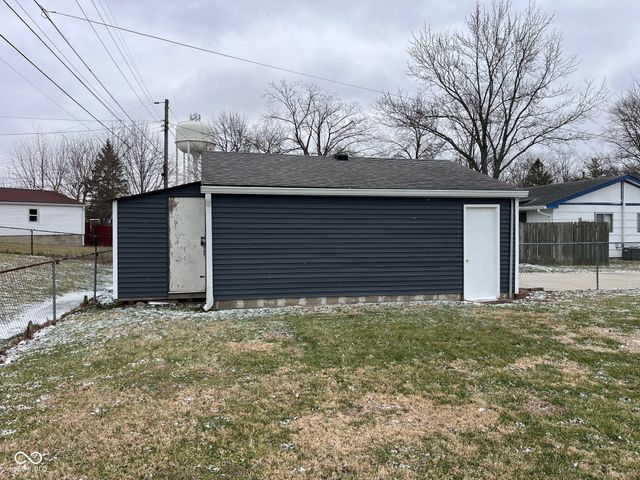 451 Mooreland Drive, Whiteland, IN 46184