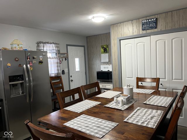 451 Mooreland Drive, Whiteland, IN 46184