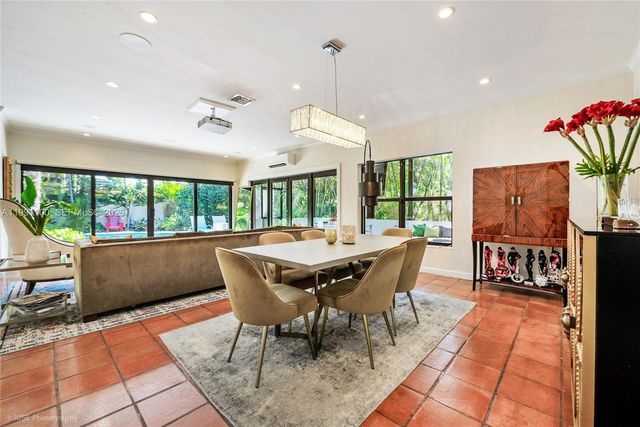 3620 Battersea Rd, Miami, FL 33133