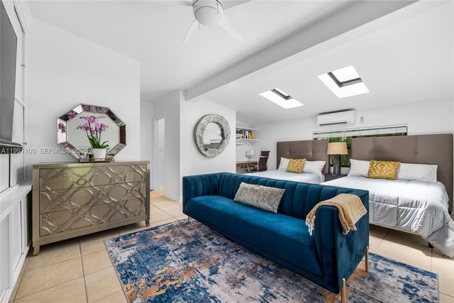 3620 Battersea Rd, Miami, FL 33133