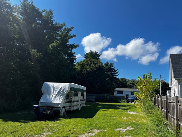 30 Margaret Street, New London, CT 06320