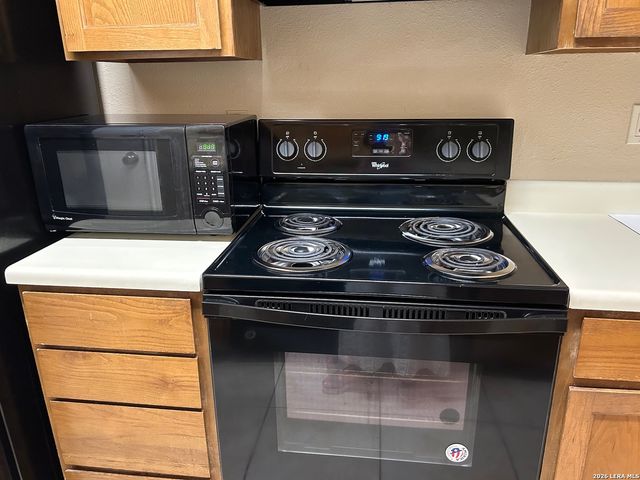13018 Heimer Rd Apt 910, San Antonio, TX 78216
