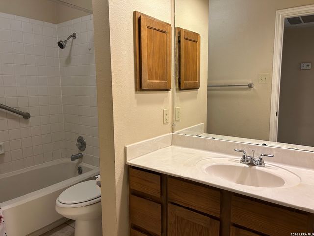 13018 Heimer Rd Apt 910, San Antonio, TX 78216