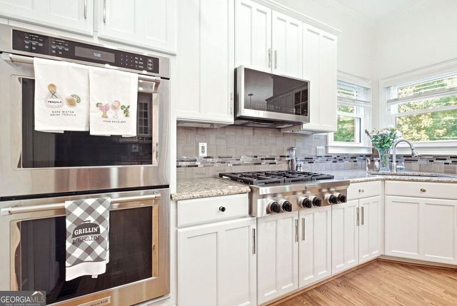 1250 Austin Glen Drive, Atlanta, GA 30338