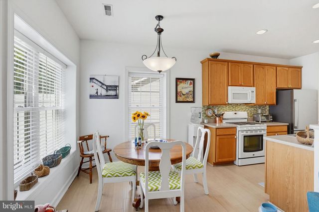 216 N RED HAVEN LN, Dover, DE 19901
