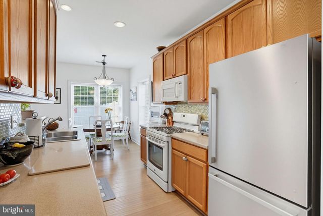 216 N RED HAVEN LN, Dover, DE 19901