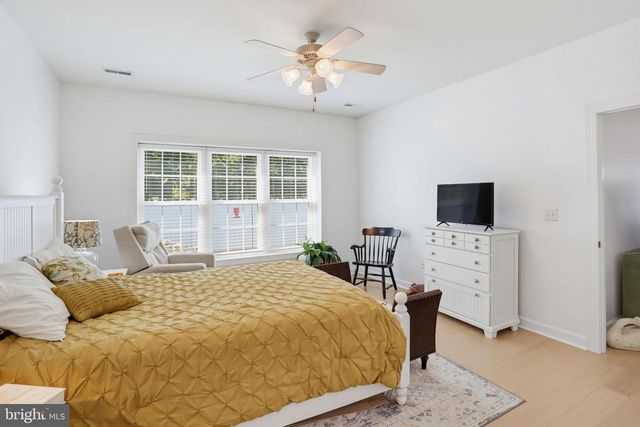 216 N RED HAVEN LN, Dover, DE 19901