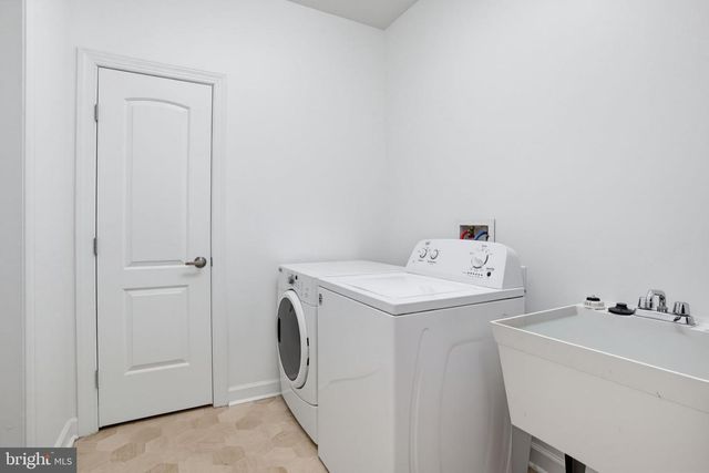 216 N RED HAVEN LN, Dover, DE 19901