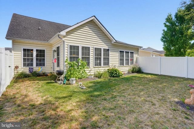 216 N RED HAVEN LN, Dover, DE 19901