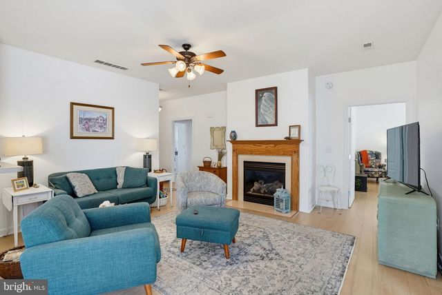 216 N RED HAVEN LN, Dover, DE 19901
