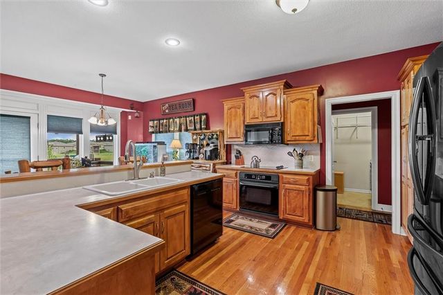 2204 Prairie Creek Drive, Kearney, MO 64060