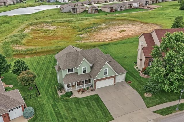 2204 Prairie Creek Drive, Kearney, MO 64060