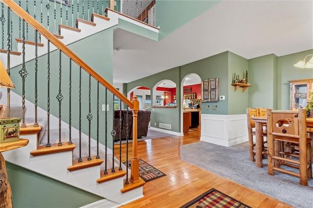 2204 Prairie Creek Drive, Kearney, MO 64060