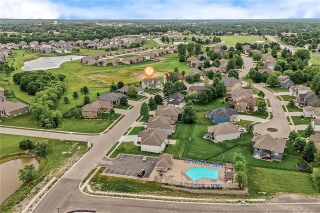 2204 Prairie Creek Drive, Kearney, MO 64060