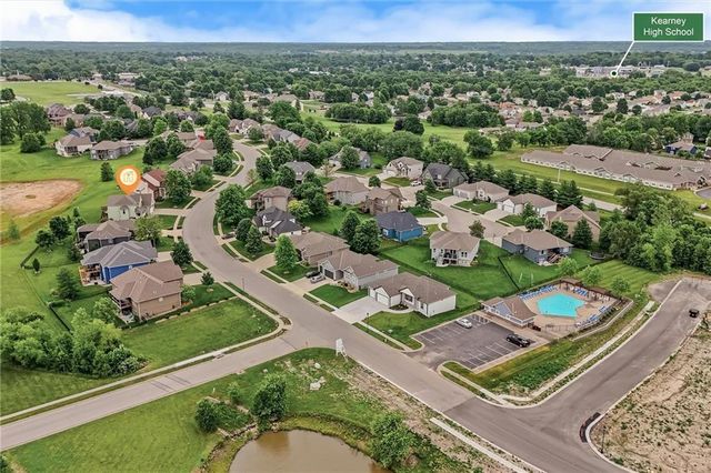 2204 Prairie Creek Drive, Kearney, MO 64060