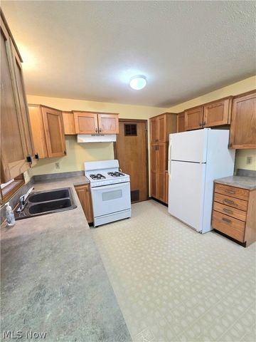 515 Bolivar, Medina, OH 44256