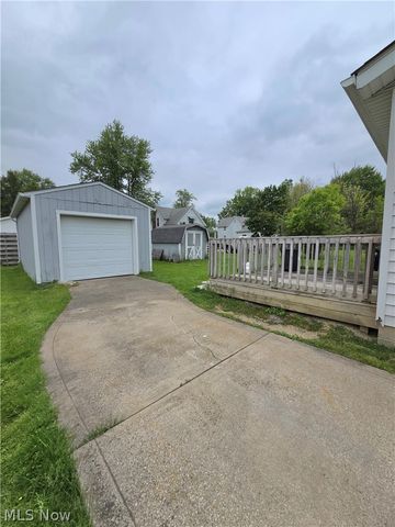 515 Bolivar, Medina, OH 44256