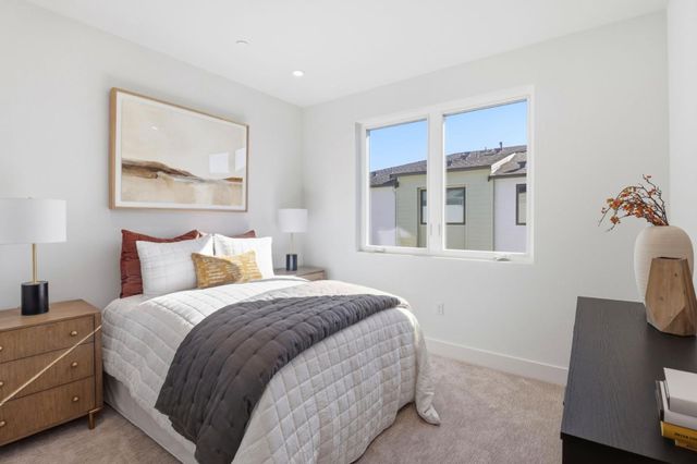 1129 Esther Court, Palo Alto, CA 94303