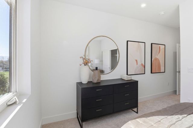 1129 Esther Court, Palo Alto, CA 94303