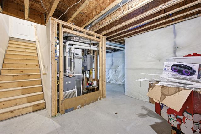 1756 E SEABISCUIT CT, Eagle Mountain, UT 84005