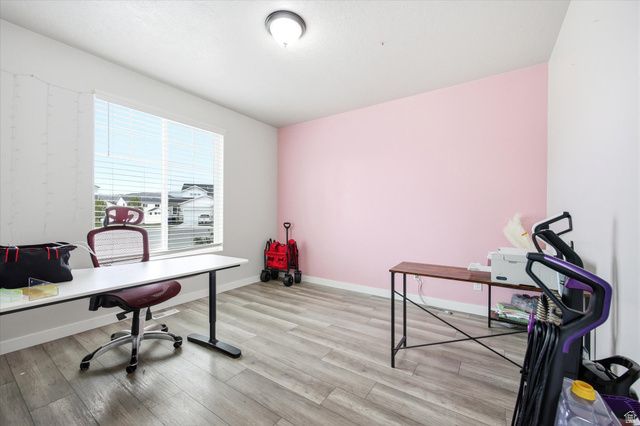 1756 E SEABISCUIT CT, Eagle Mountain, UT 84005