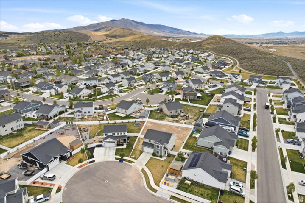 1756 E SEABISCUIT CT, Eagle Mountain, UT 84005