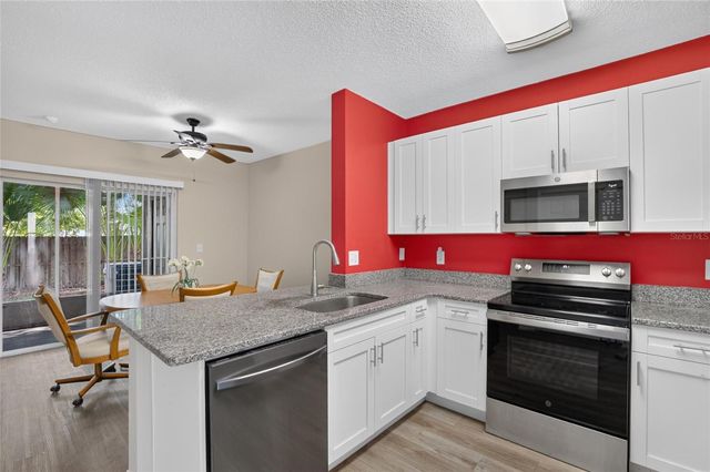 6269 OSPREY LAKE CIRCLE, Riverview, FL 33578