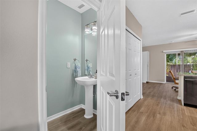 6269 OSPREY LAKE CIRCLE, Riverview, FL 33578