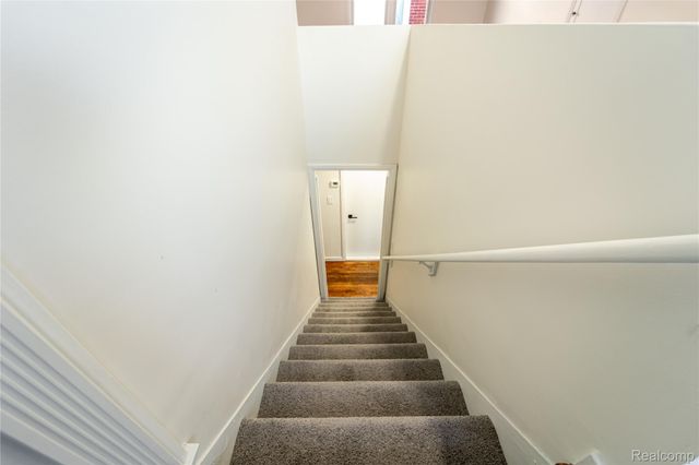 15162 Sprenger Avenue, Eastpointe, MI 48021