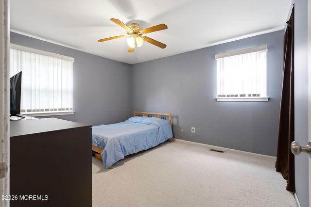 18 Markwood Drive, Howell, NJ 07731