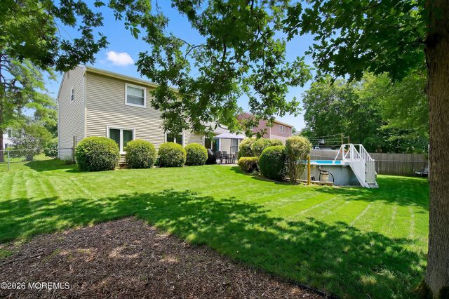 18 Markwood Drive, Howell, NJ 07731