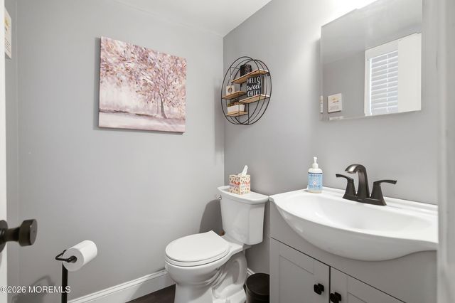 18 Markwood Drive, Howell, NJ 07731