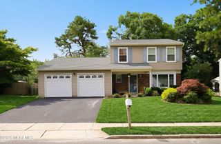 18 Markwood Drive, Howell, NJ 07731