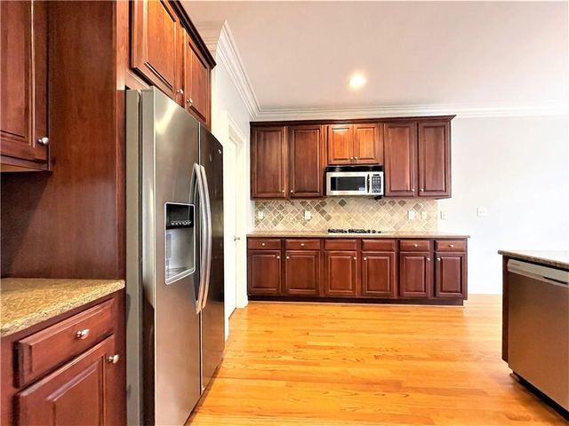 895 Lenox Ct NE, Atlanta, GA 30324