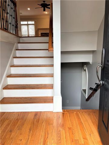 895 Lenox Ct NE, Atlanta, GA 30324