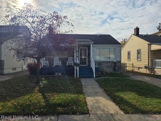 2355 Progress Avenue, Lincoln Park, MI 48146