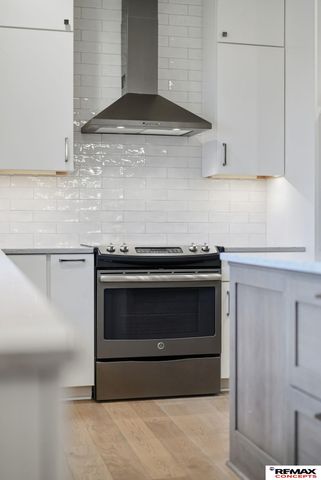 7823 S 24th Court, Lincoln, NE 68512