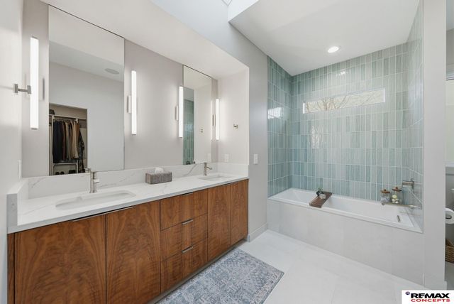 7823 S 24th Court, Lincoln, NE 68512