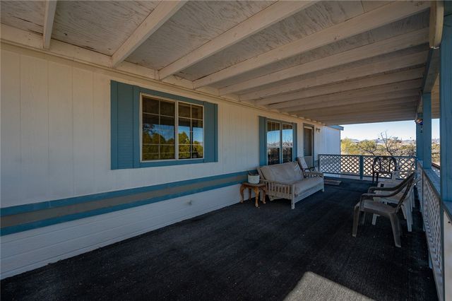 917 S Estrella Road, Golden Valley, AZ 86413