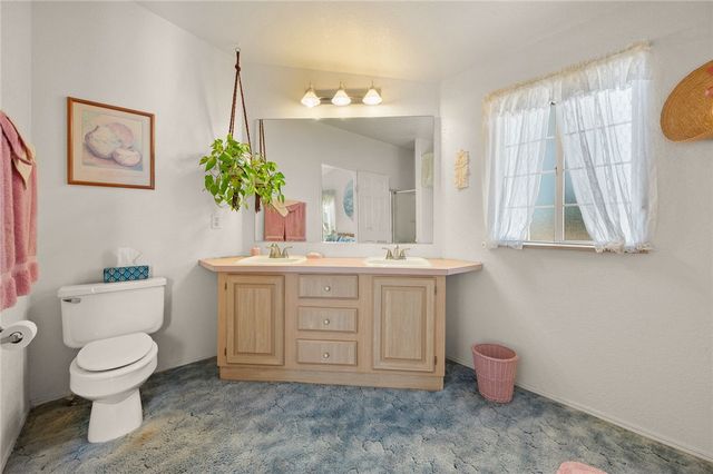 917 S Estrella Road, Golden Valley, AZ 86413