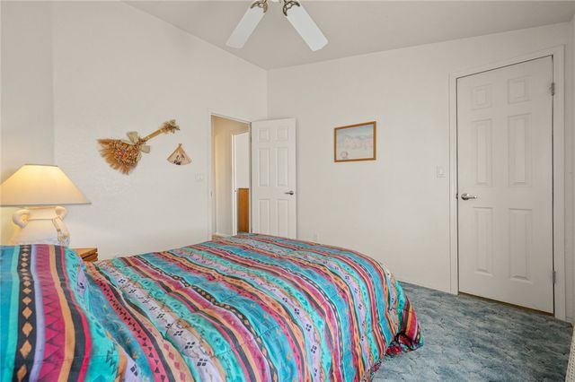 917 S Estrella Road, Golden Valley, AZ 86413