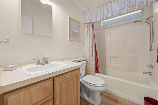 917 S Estrella Road, Golden Valley, AZ 86413