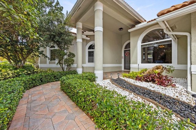 12123 NW 10th Mnr, Coral Springs, FL 33071