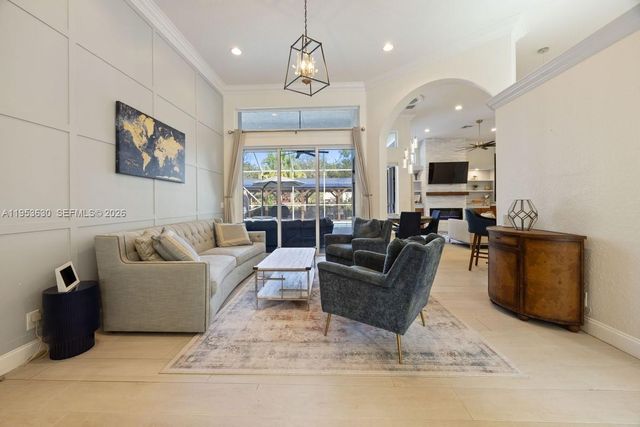 12123 NW 10th Mnr, Coral Springs, FL 33071