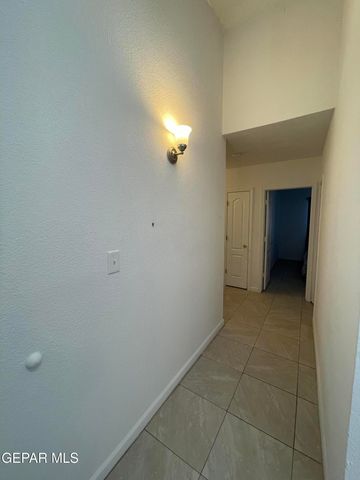 7521 LUZ DE LUMBRE Avenue, El Paso, TX 79912