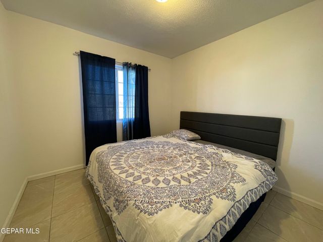 7521 LUZ DE LUMBRE Avenue, El Paso, TX 79912