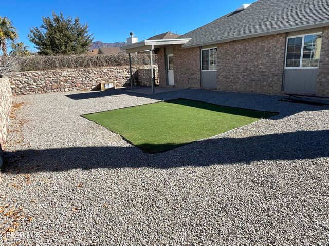 7521 LUZ DE LUMBRE Avenue, El Paso, TX 79912