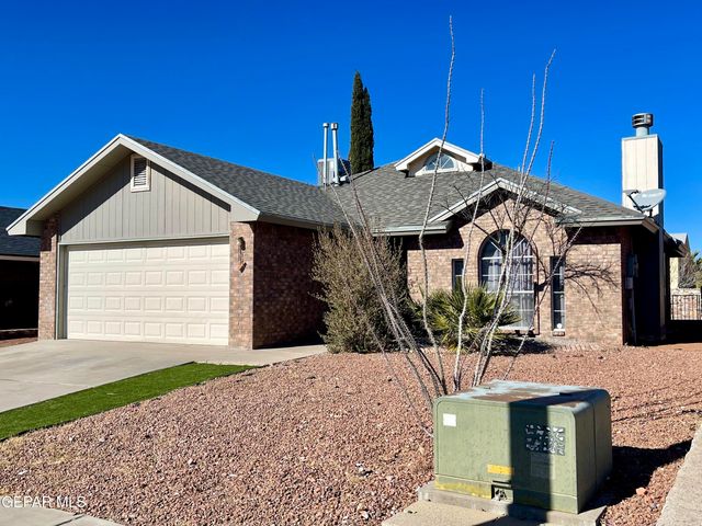 7521 LUZ DE LUMBRE Avenue, El Paso, TX 79912