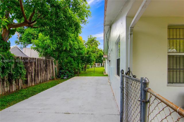 5311 NW 16th Street, Lauderhill, FL 33313